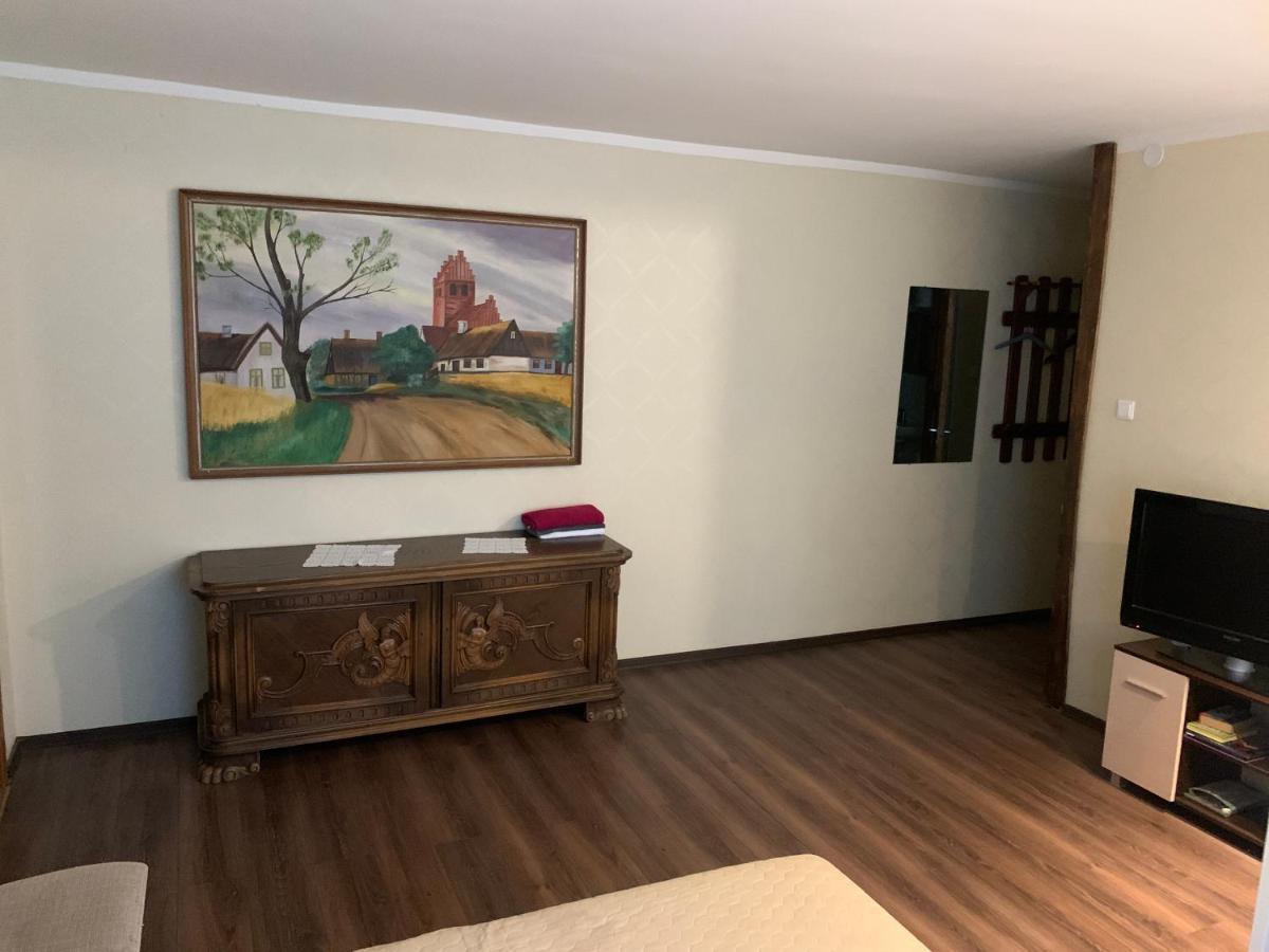 Riia 10, 2-Bedroom Apartment - 2 Big Beds 1 Extra Bed-Parking Free Tartu Extérieur photo