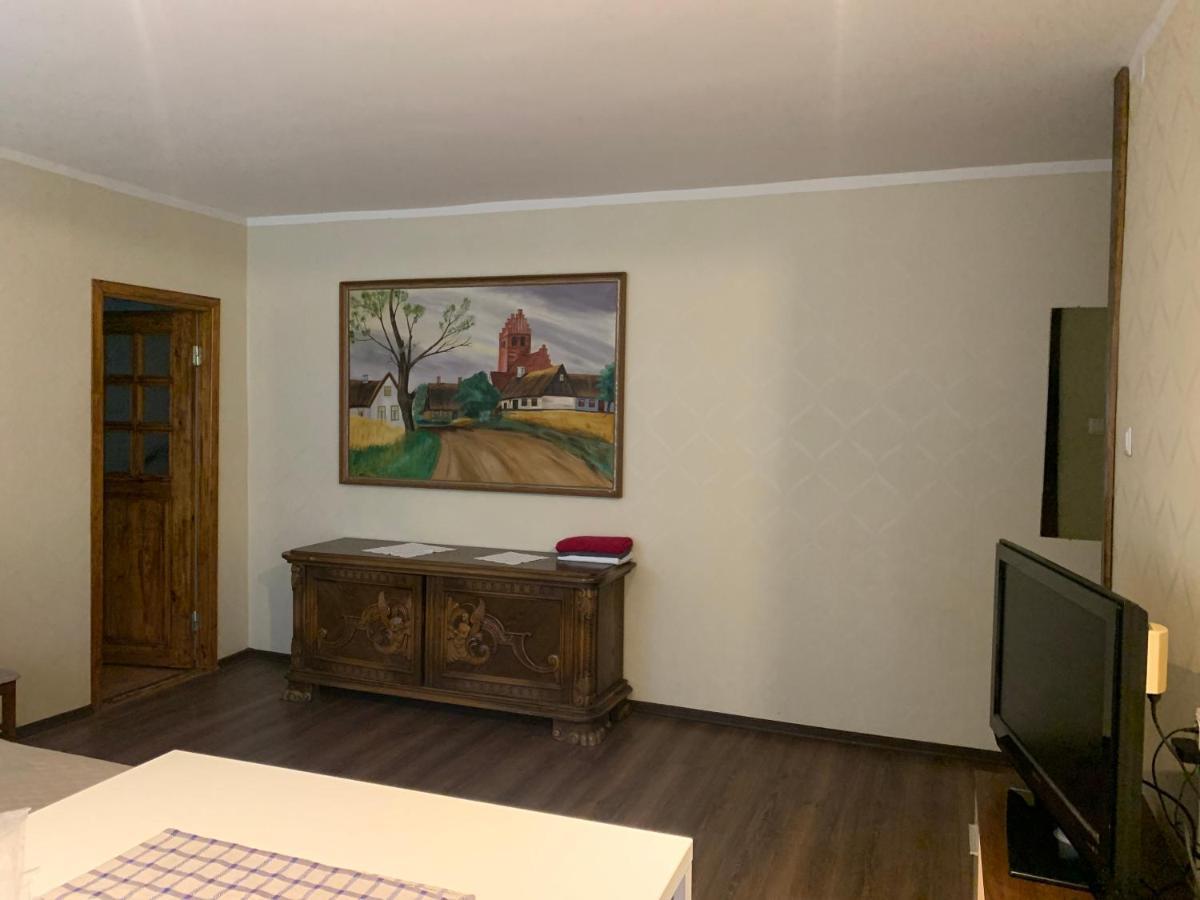 Riia 10, 2-Bedroom Apartment - 2 Big Beds 1 Extra Bed-Parking Free Tartu Extérieur photo