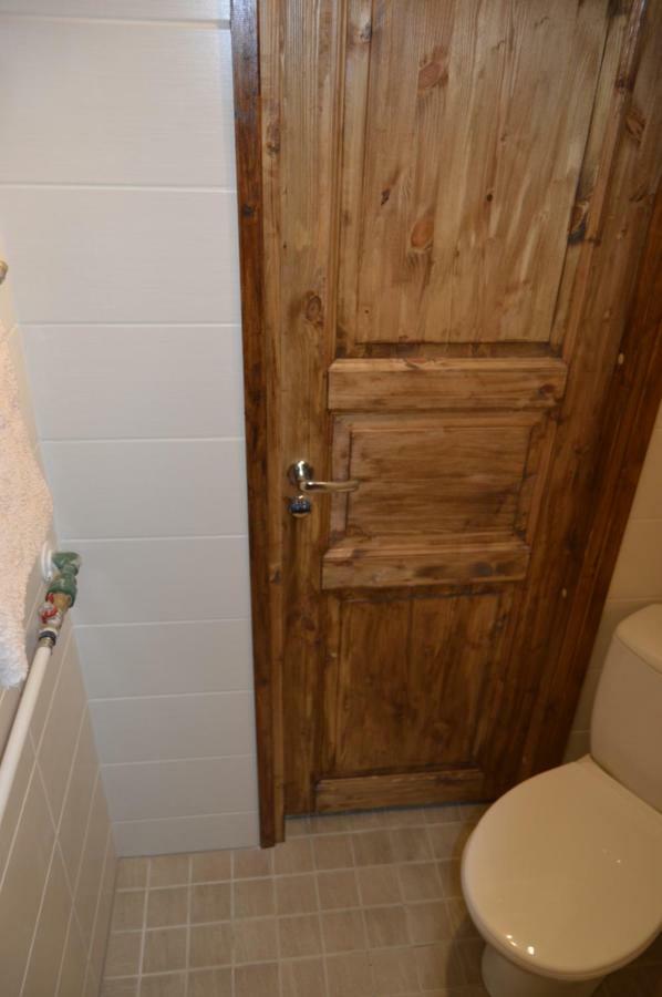 Riia 10, 2-Bedroom Apartment - 2 Big Beds 1 Extra Bed-Parking Free Tartu Extérieur photo